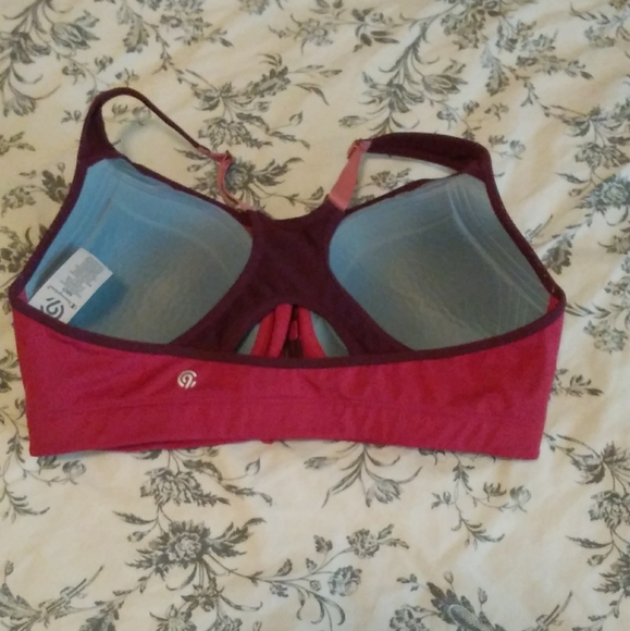 Champion magenta and purple sports bra size 38 D - Picture 2 of 4